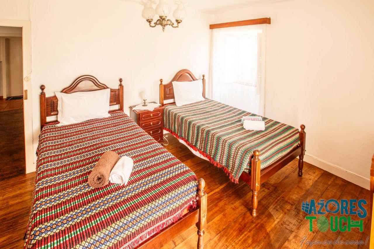 Hospedaria Casa D'Avo Praia da Vitória Exteriör bild